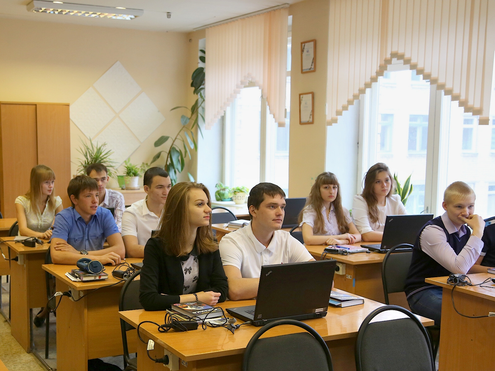 Семь самарских школьников прошли в финал всероссийского конкурса лекторов