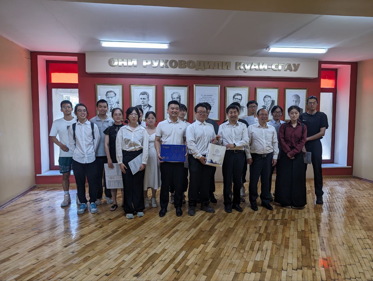20 китайских студентов получили дипломы Самарского университета