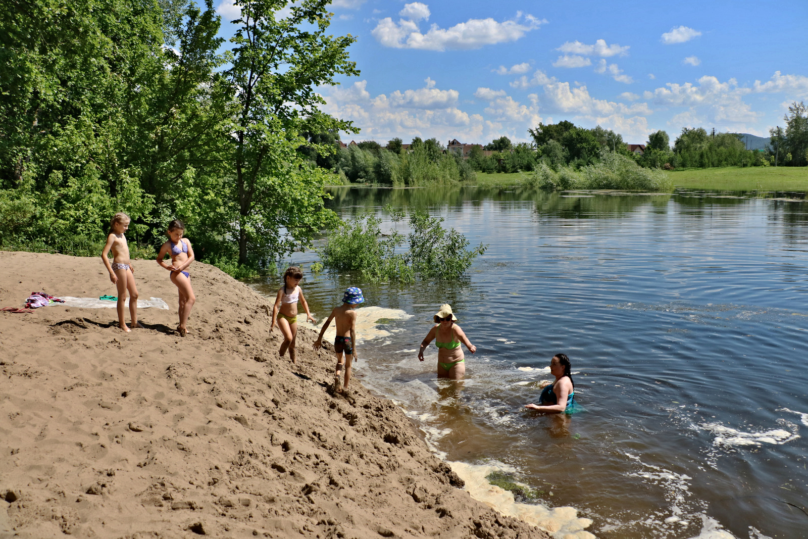 Самарцам напоминают правила поведения на воде