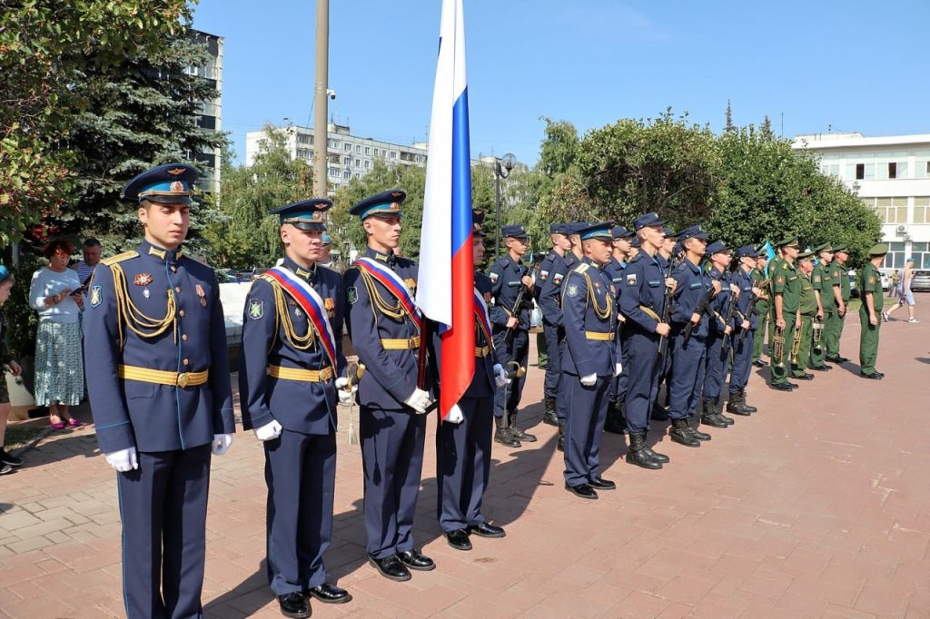 В Самаре поздравили с праздником воинов-десантников и ветеранов ВДВ