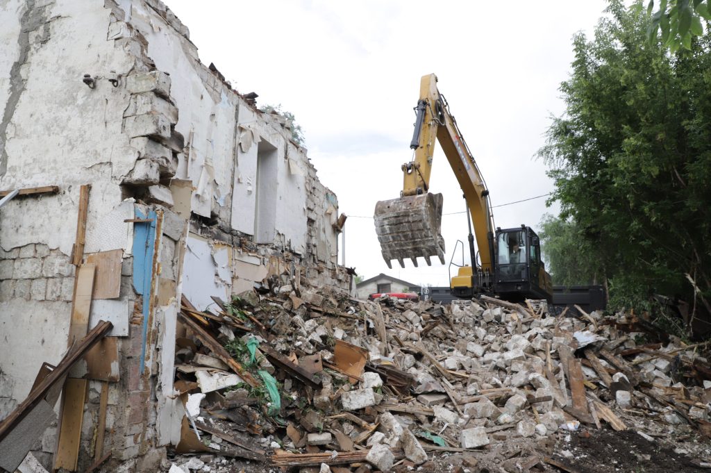 Самарцам объяснили, когда происходит экстренное расселение из аварийного дома