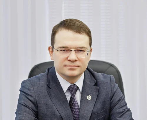 Чем запомнился бывший самарский министр транспорта Артур Абдрашитов